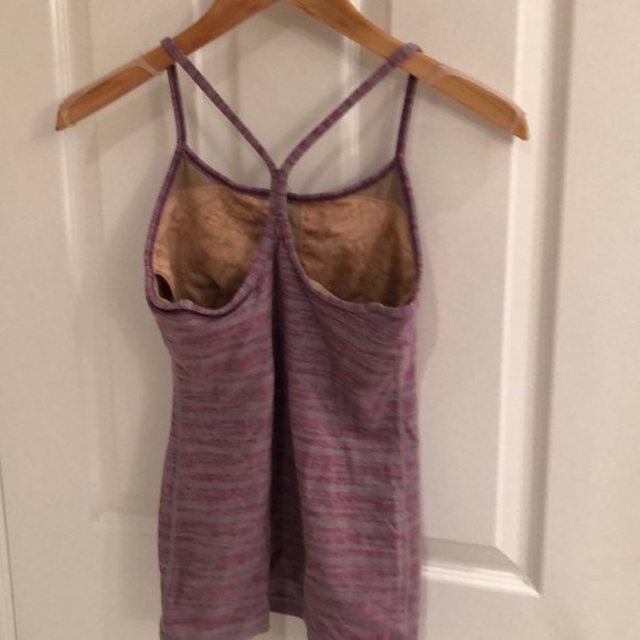 Lululemon power y tank size 4 - Picture 4 of 4